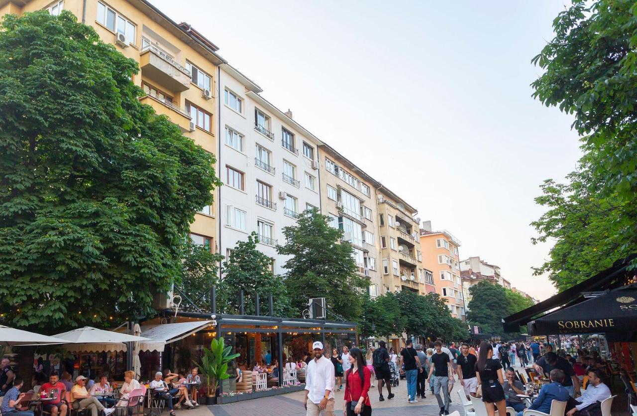 Central Vitosha Apartment Sofia Exteriör bild